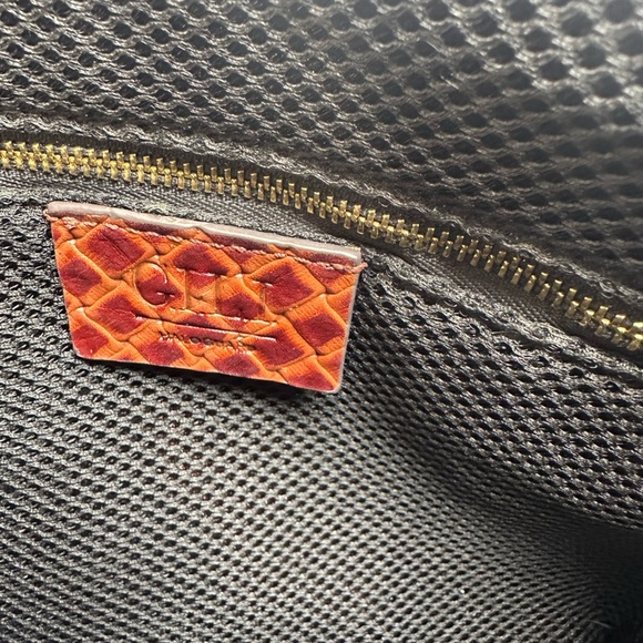 G.I.L.I. Elegant Brown Woven Wristlet - Picture 6 of 8